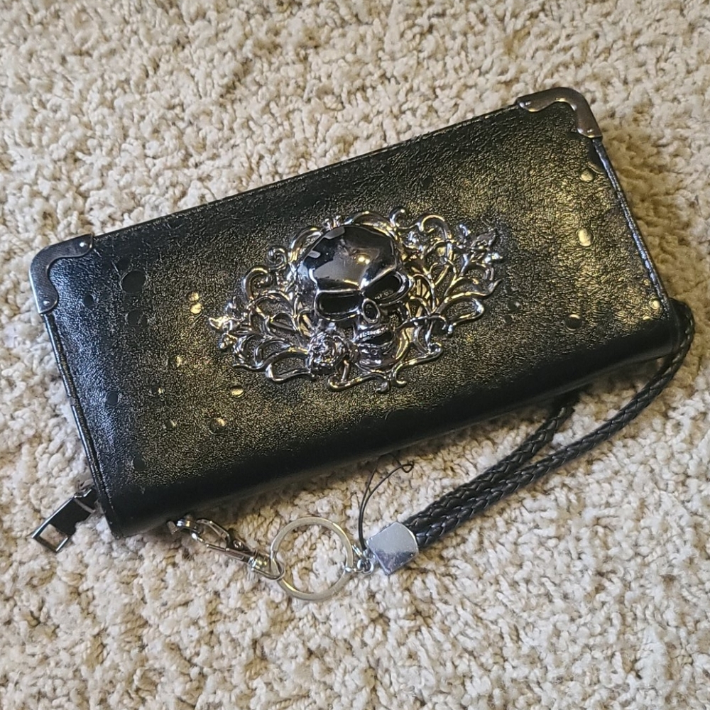 Black Pleather Wallet with Silver Skull